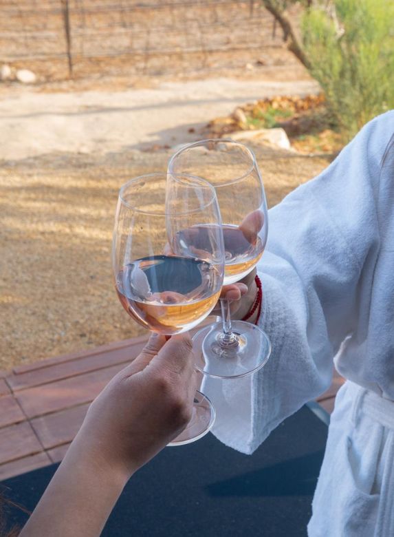 couples massage wine country